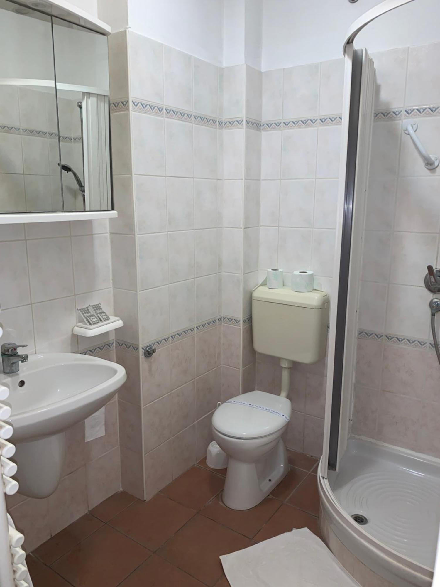 Hotel Zodiaco Szekszard Bilik gambar
