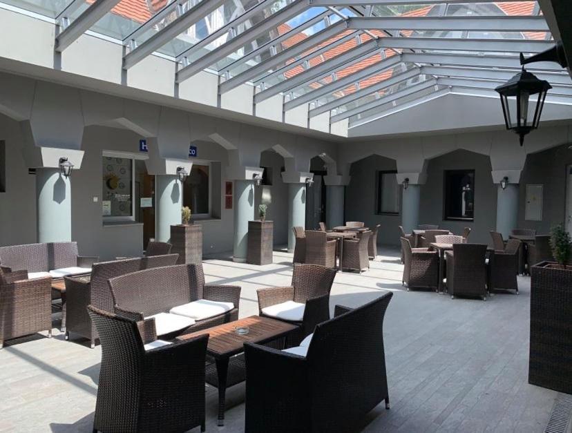 Hotel Zodiaco Szekszard Luaran gambar