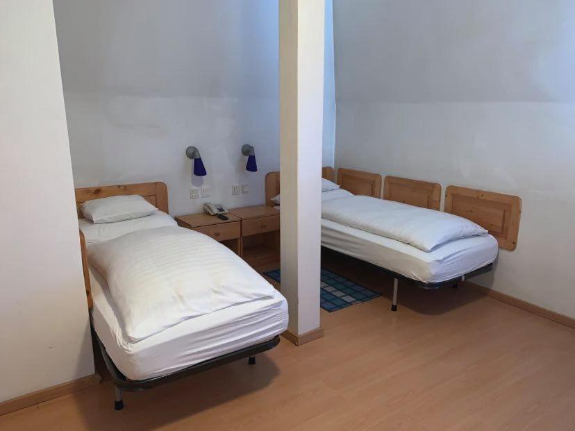 Hotel Zodiaco Szekszard Bilik gambar